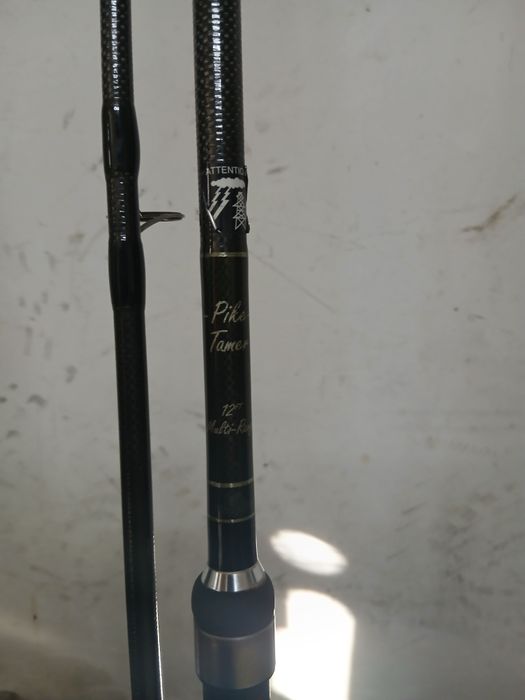 Bete pescuit la Crap Free Spirit 3.80 Carbon  +huse