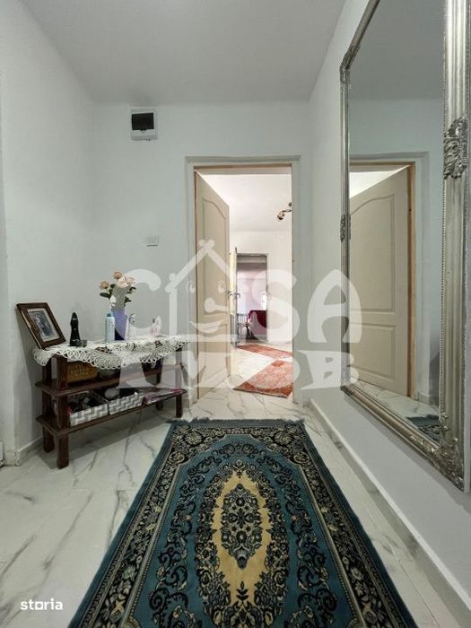 Casa parter + anexa renovata cu teren la strada