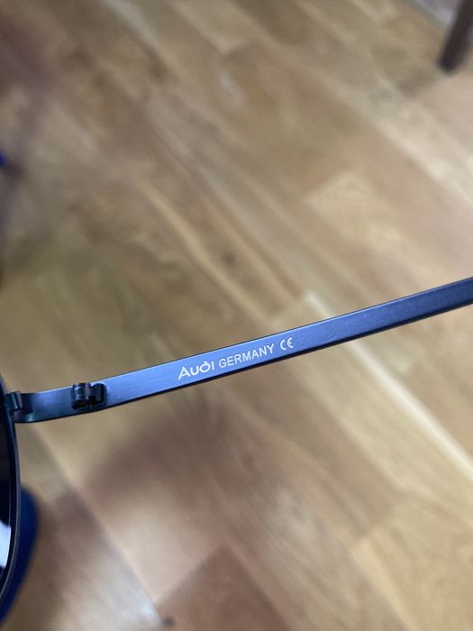 Ochelari de soare Audi cadou