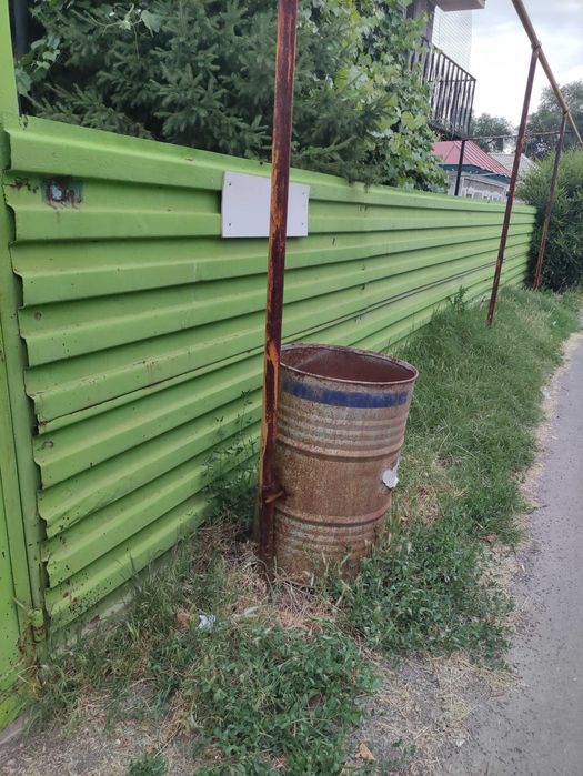 Забор и ворота с калиткой