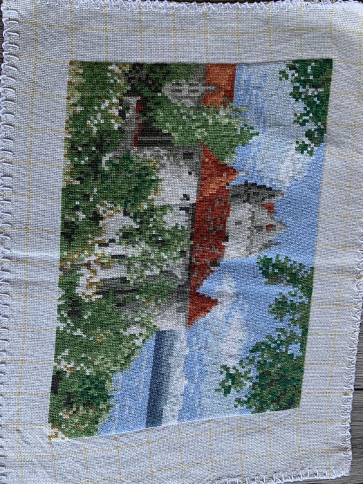 Ушити гоблени , качествени конци и материали