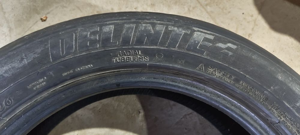 Продам 2 покрышки