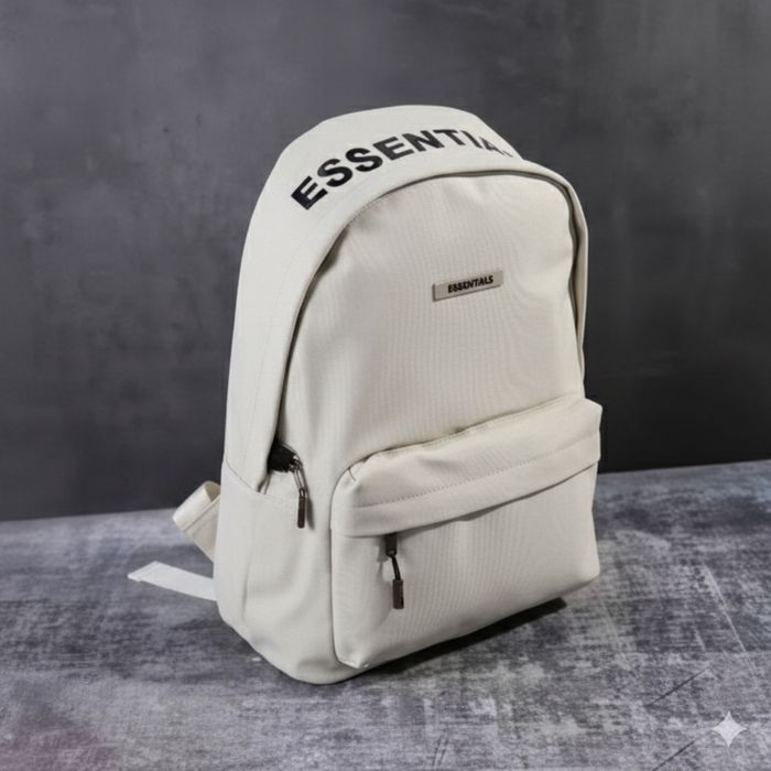 рюкзак essentials