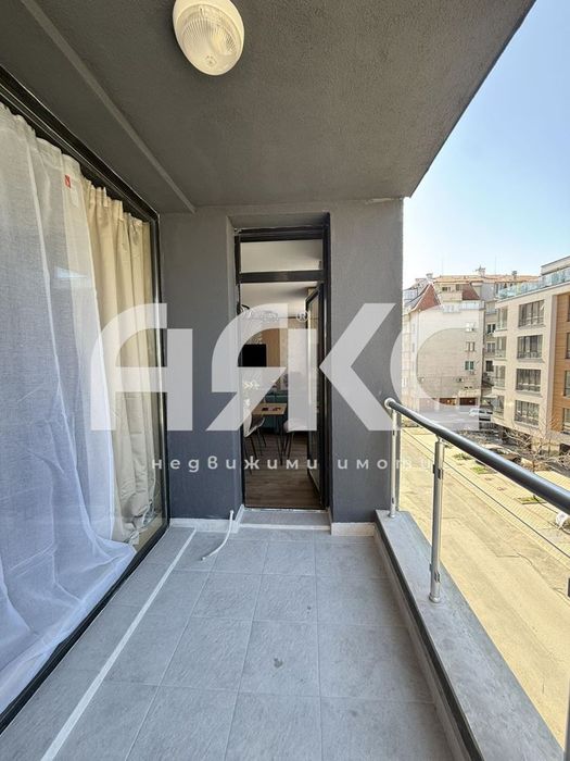 Тристаен луксозно обзаведен апартамент в кв. Манастирски ливади в  но