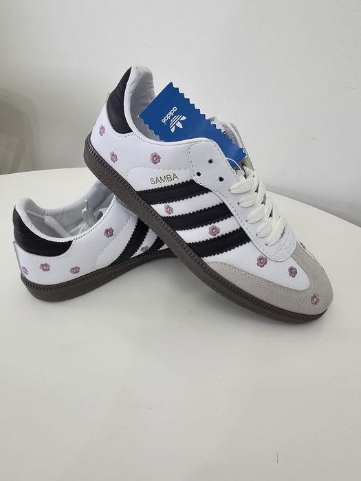 Adidas Samba size 39