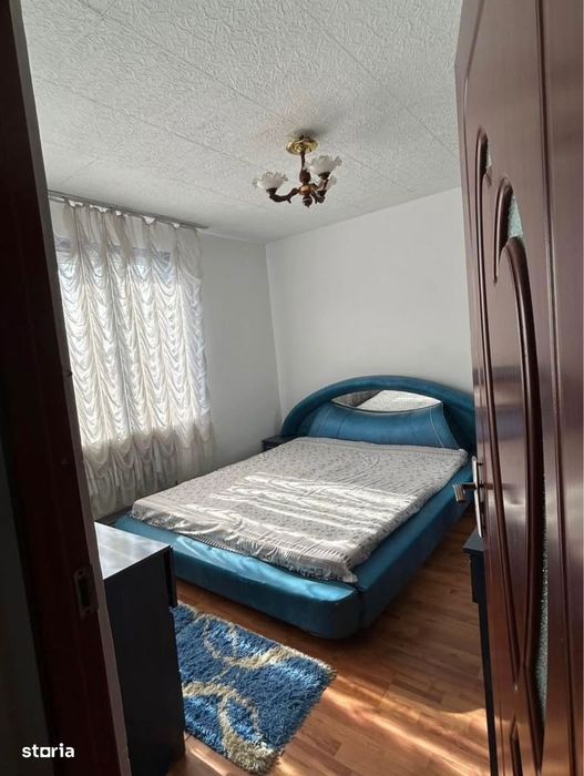 Vand apartament 2 camere Motru - centru