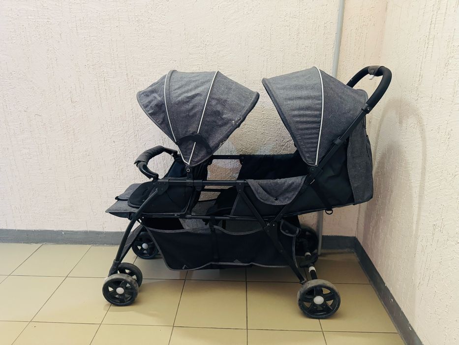 Коляска для двойня