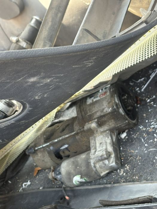 На части Мицубиши паджеро 2.5 суперселект и блокаж