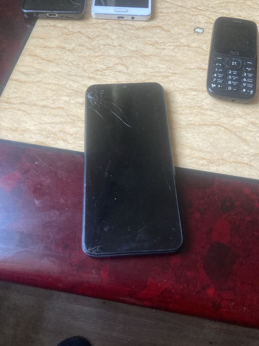 Телефоны быушные редми самсунги