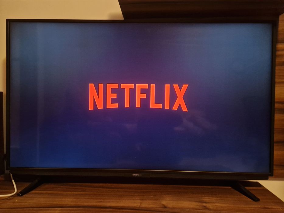 Телевизор Grundig 50 inch, страхотно състояние