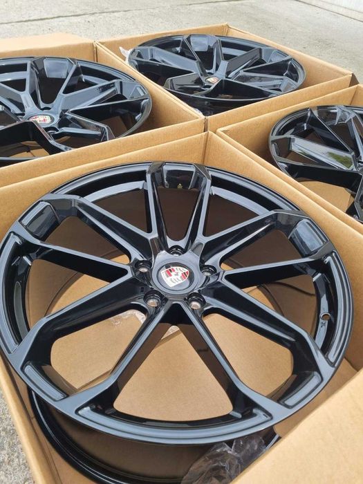 Jante Porsche Cayenne 2018-2026 R22 in doua latimi