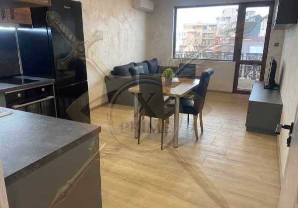 Двустаен апартамент в Автогара! 21916032