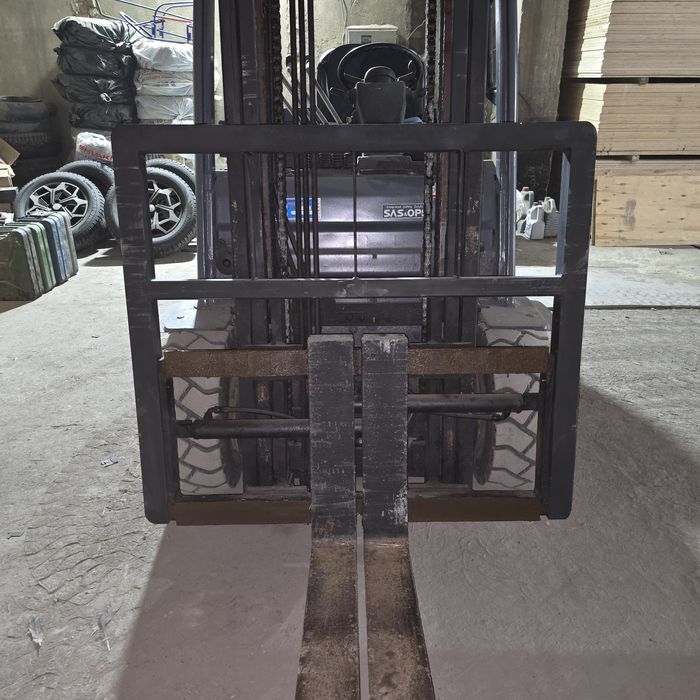 Продам вилочный погрузчик