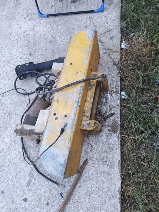 Troliu Auto De Putere
