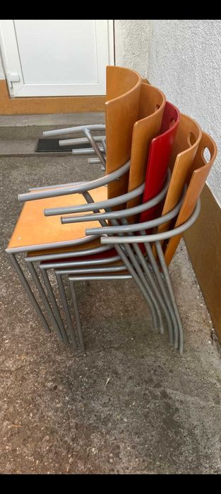 Vand scaune comode in stare foarte buna