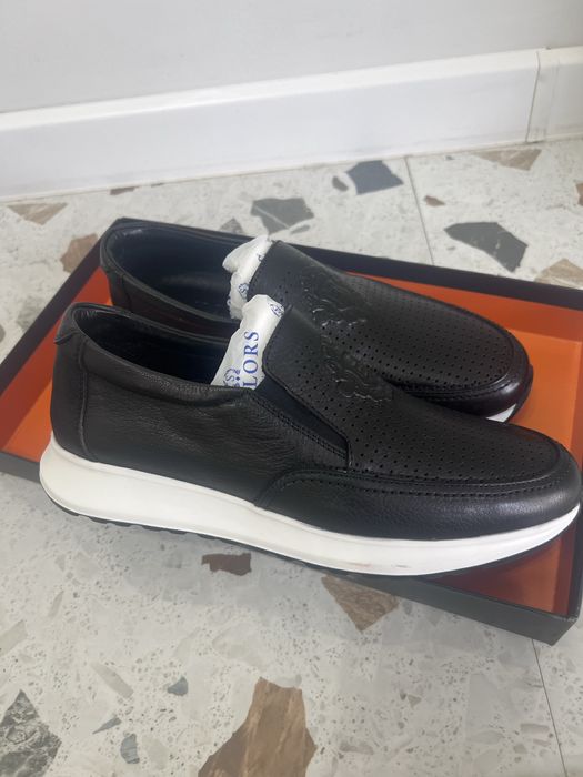 Срочно продается мужская обувь