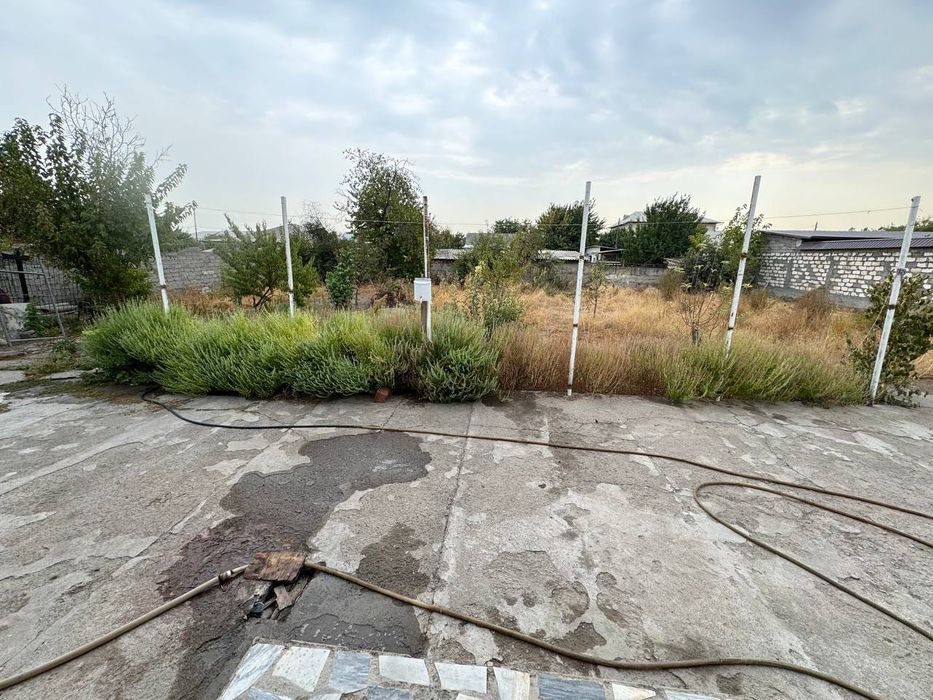 Продается дом или земля. ер сотилади.Йик-ота,Ийк-ота ер.Фуд сити