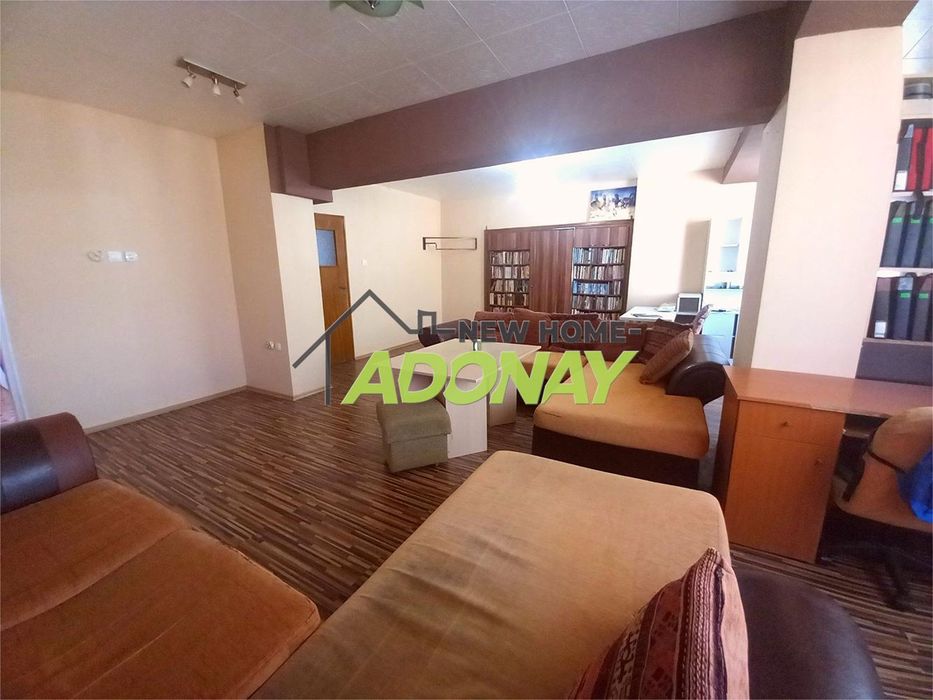 Продава се Тристаен апартамент в Пазарджик, Идеален център - 132 кв.м за 667 €/кв.м - Снимка #1