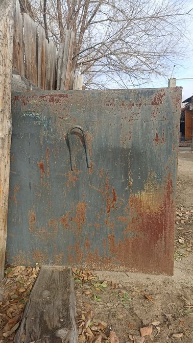 Продам железный бак для воды