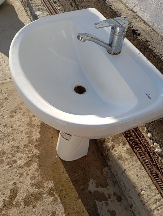 Раковина подвесная