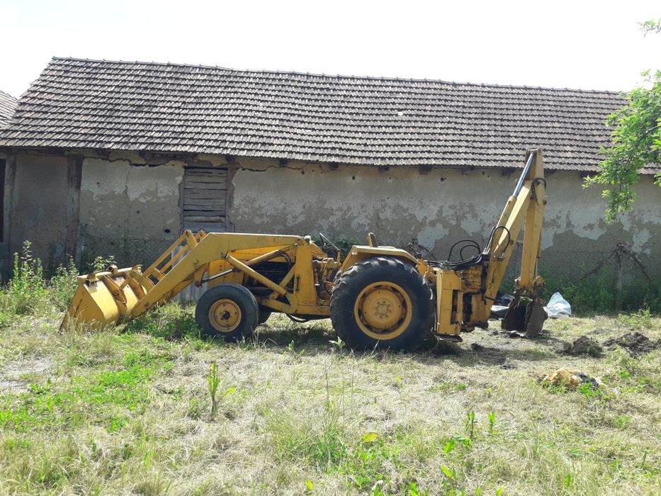 Budo excavator Massey Ferguson