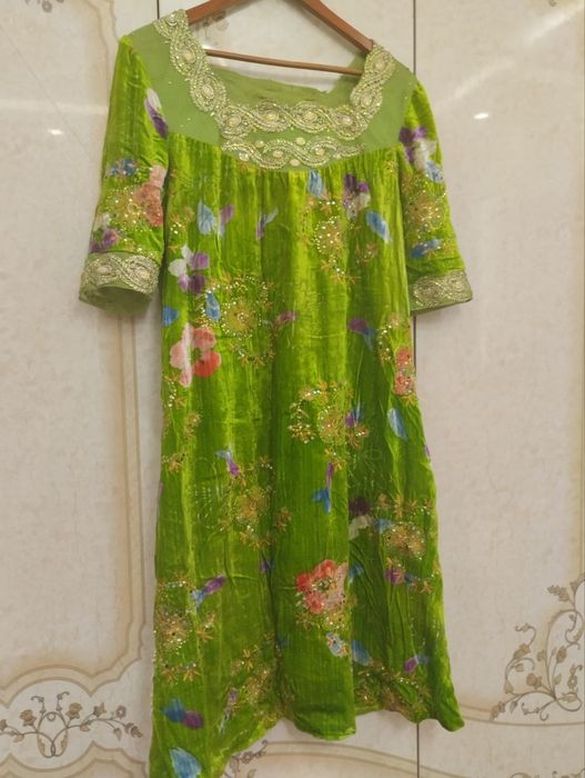 Yashil ko'ylak lozim