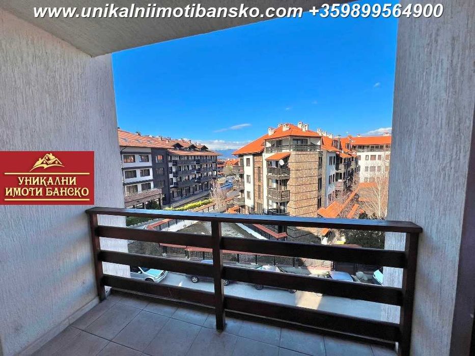 На 2 минути пеша от лифта! Тристаен апартамент за продажба в Банско