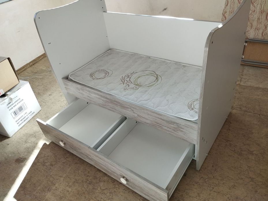 Продавам кошара.Лично предаване