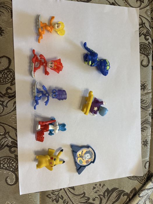 Игрушки Kinder.