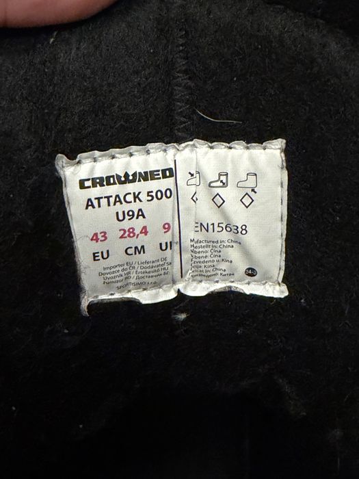 Кънки crowned attack 500