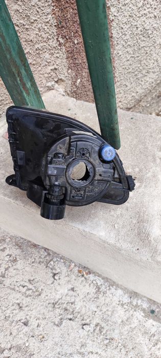 Халогенен фар за BMW F10