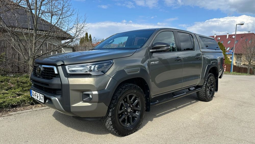 Toyota Hilux Toyota Hilux 2.8D-4D 4X4 DOUBLE INVINCIBLE