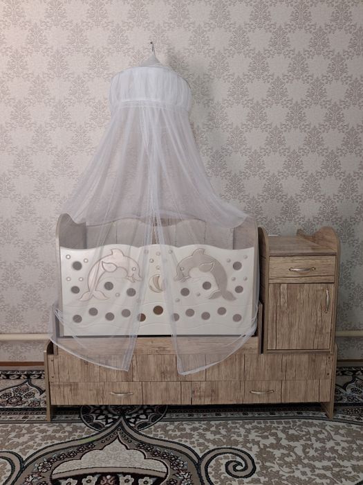 Detski krovat  va shkaf