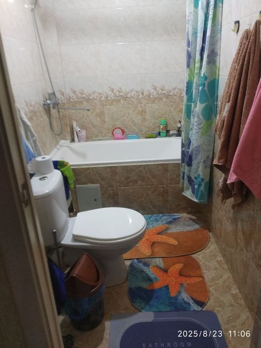 Срочно продается 1/3/3 этаж Яшнобод  район