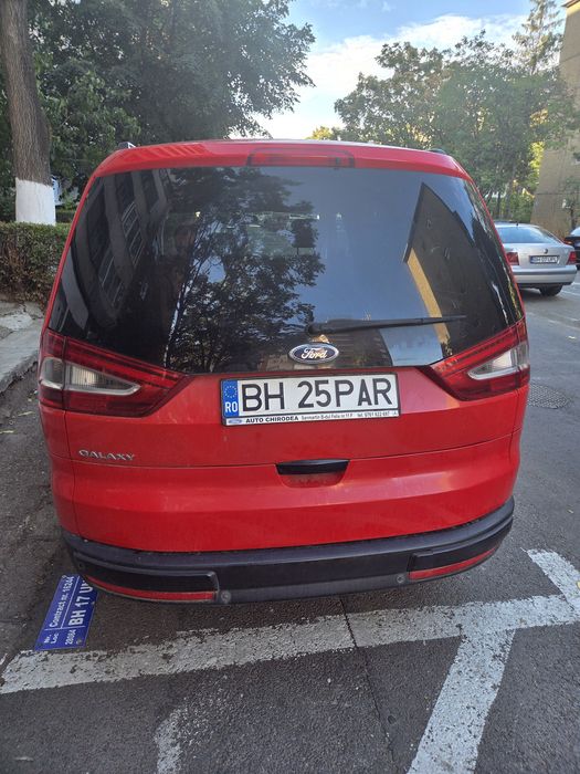 Vând Ford Galaxy 2014