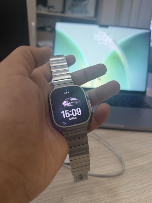 iWatch Ultra 1.
