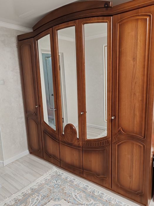 Спальный гарнитур