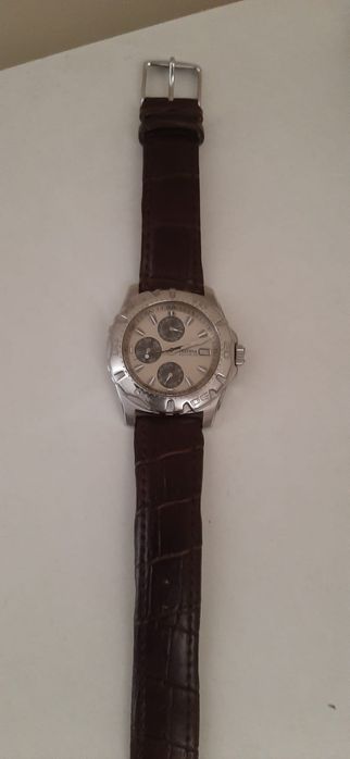 Festina,mecanism quartz