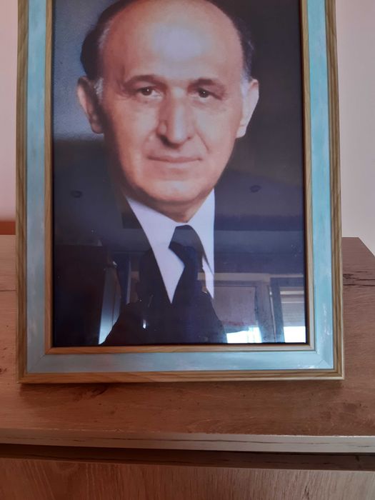 Портрет на Тодор Живков, 25/35 см. в дървена рамка