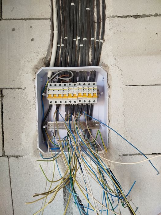 Электрик  электромонтаж