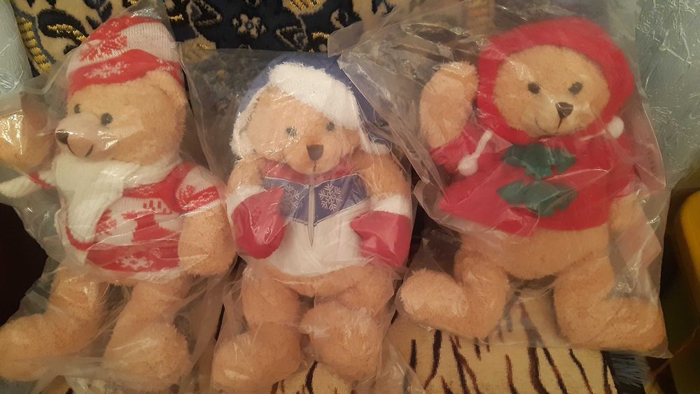 Продам мишки тедди.