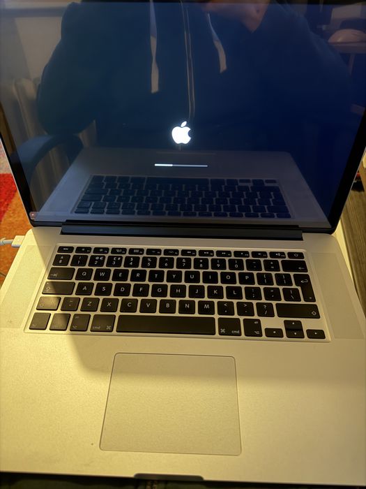 macbook pro 15 inch 2013 second hand si noi de vanzare • Anunturi