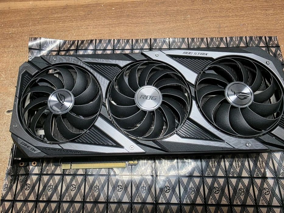 Rtx 3080 ROG strix 10gb