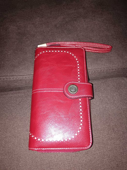 Дамско голямо портмоне