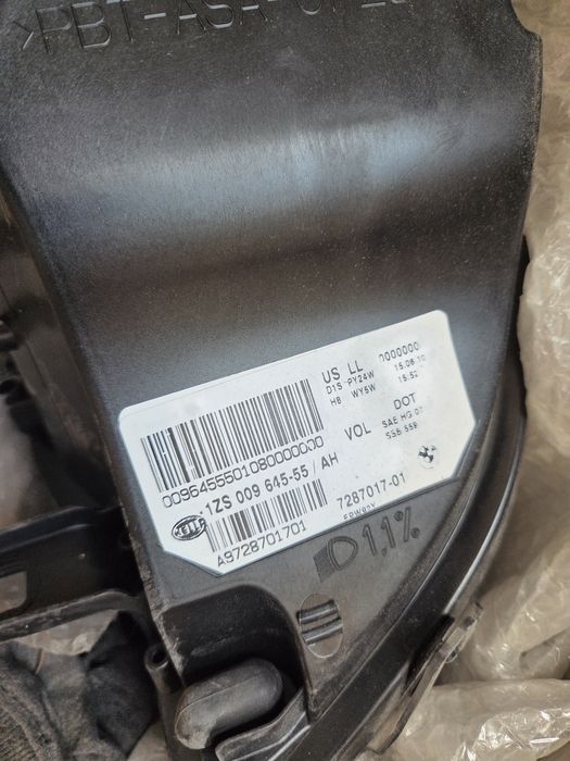 BMW X6 E71 Ляв ксенон фар HELLA OE Нов!!!