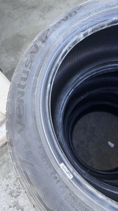 Se vand 4 cauciucuri Pirelli Ventus 225/55/R17