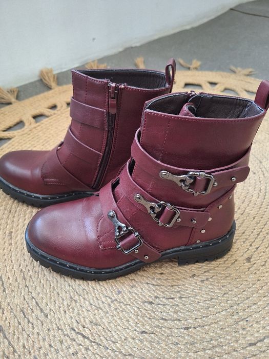 Спортни Боти в бордо