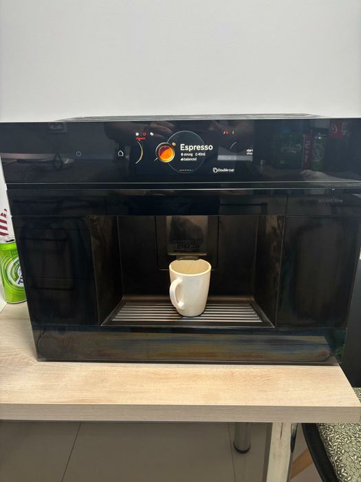 Espressor automat incorporabil Bosch Seria 8 CTL9181B0