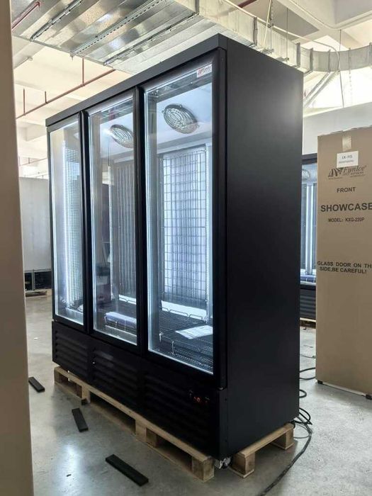 Vitrina verticala congelare cu 4 usi / 250 cm / STOC-NOU