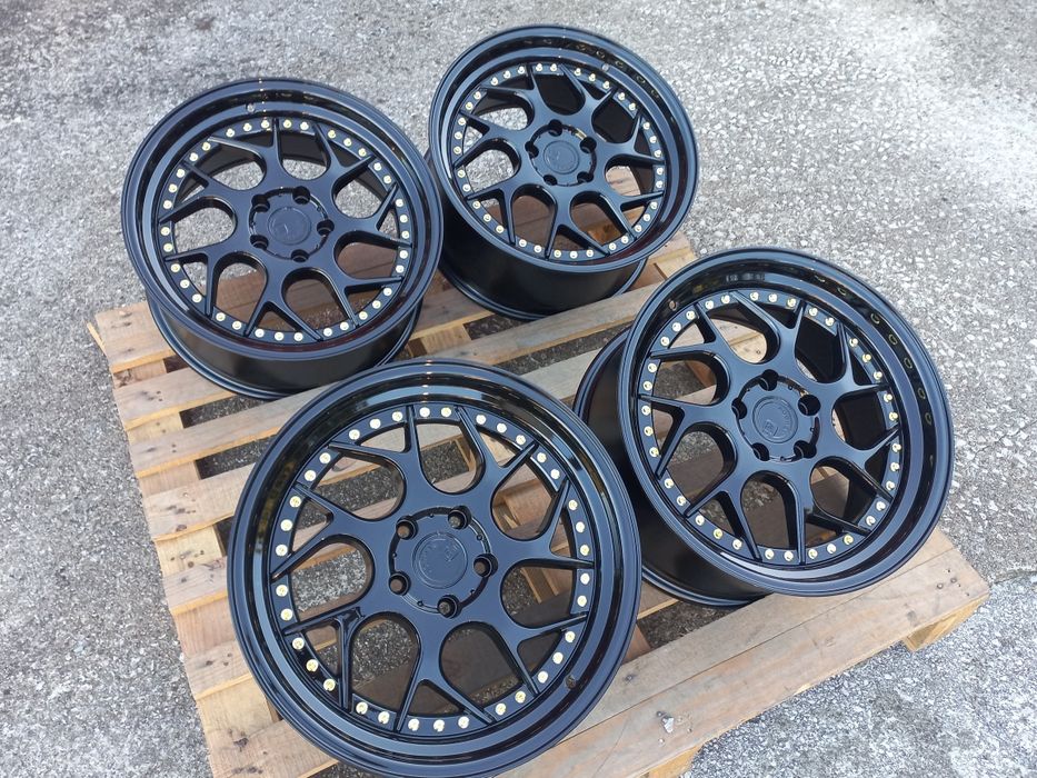 18"5x114.3 Black ^Gold 8.5j et35 Honda Mitsubushi Hyundai Renault Nissan Mazda Чисто Нови..